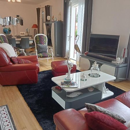 Chambre Privative Avec Salle D'Eau Chasseneuil-sur-Bonnieure Екстер'єр фото